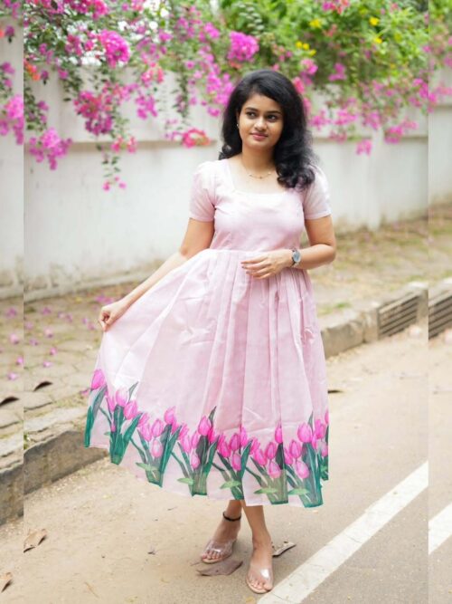 Women’s pink Floral Printed Midi Dress