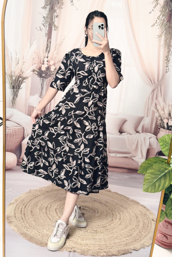 Women’s Black Floral Printed Cotton Blend Midi Dress